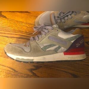 Super cute Reebok sneakers